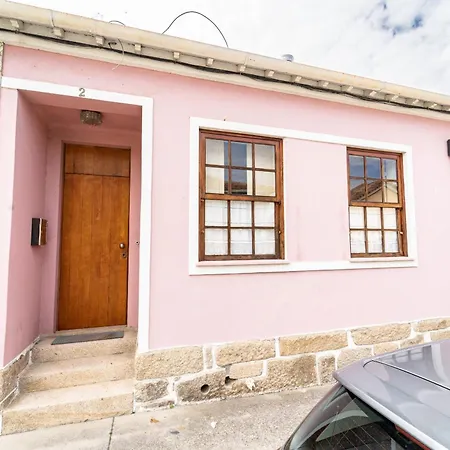 Casa Da Cotovia / Douro River *