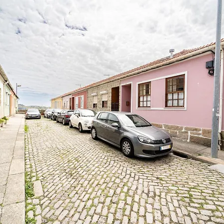 Holiday home Casa Da Cotovia / Douro River Porto